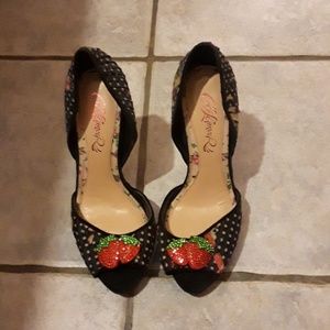 Strawberry stilettos